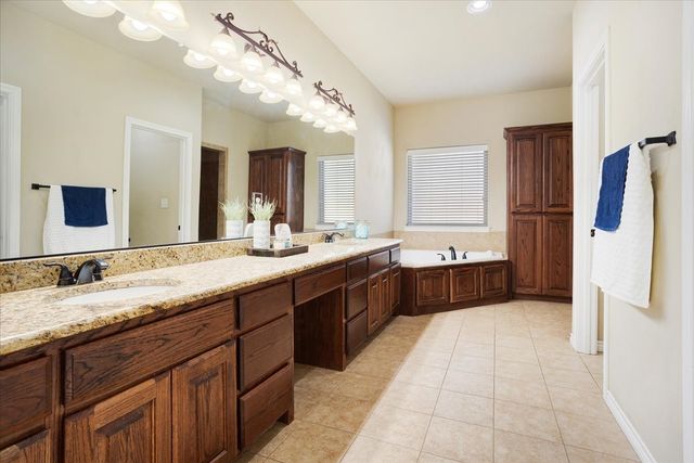 2506 Nantucket Drive, Sherman, TX 75092