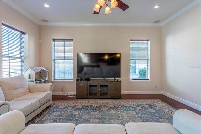 1608 HANKS AVENUE, Orlando, FL 32814
