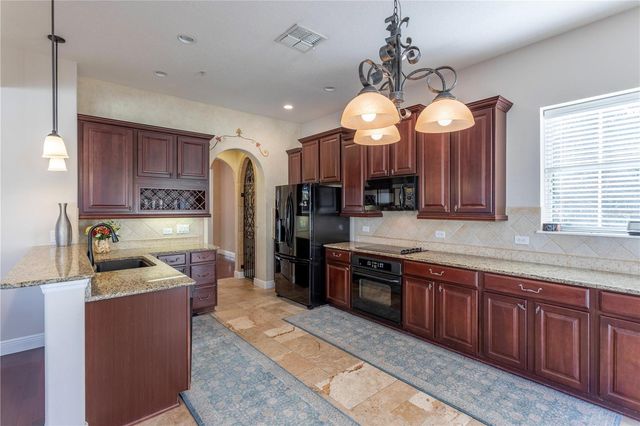 1608 HANKS AVENUE, Orlando, FL 32814