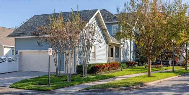 1608 HANKS AVENUE, Orlando, FL 32814