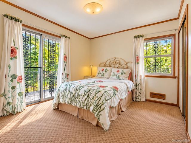 2829 Clearview Expressway, Bayside, NY 11360