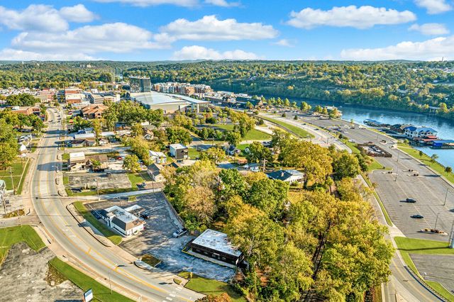 718 S Business 65 C, Branson, MO 65616