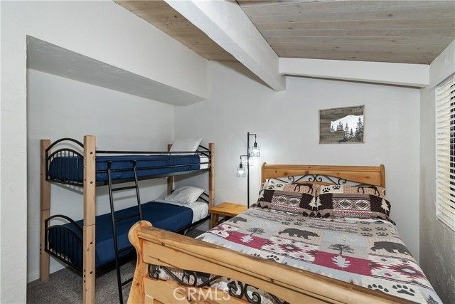 861 Thrush, Big Bear Lake, CA 92315