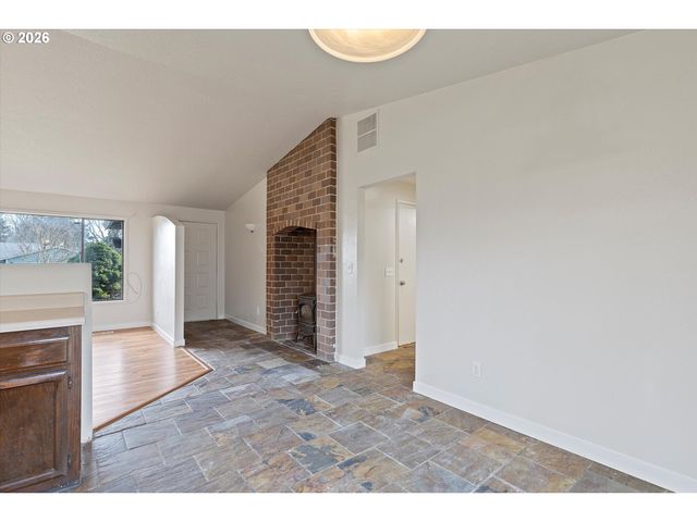 317 Sw ANGELINE Ave, Gresham, OR 97080