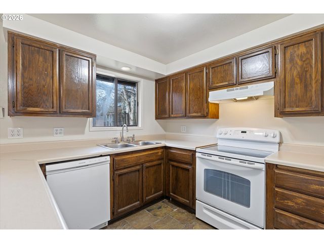 317 Sw ANGELINE Ave, Gresham, OR 97080