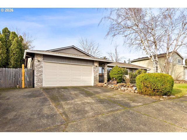 317 Sw ANGELINE Ave, Gresham, OR 97080