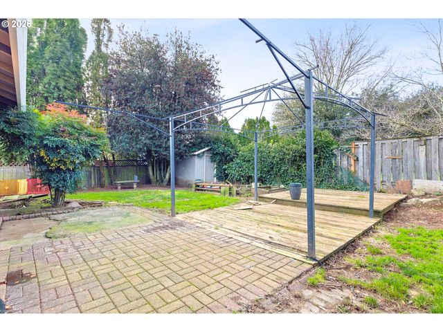 317 Sw ANGELINE Ave, Gresham, OR 97080