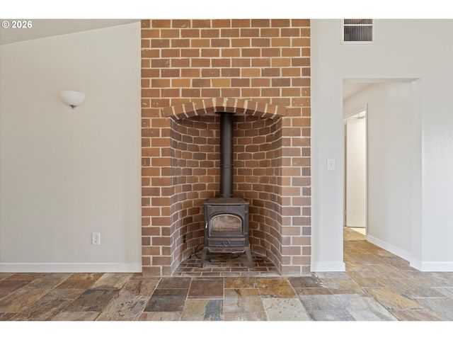 317 Sw ANGELINE Ave, Gresham, OR 97080