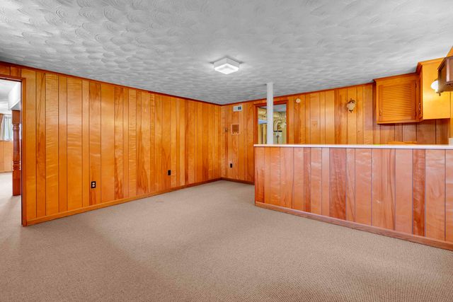 103 Pinetree Circle, Spartanburg, SC 29307