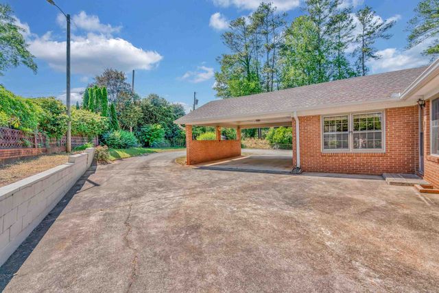 103 Pinetree Circle, Spartanburg, SC 29307