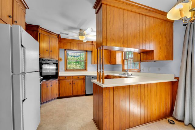 103 Pinetree Circle, Spartanburg, SC 29307