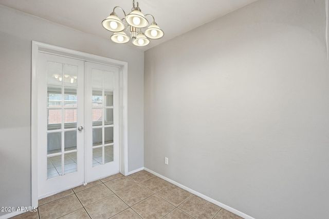 2416 W STELLA Lane, Phoenix, AZ 85015