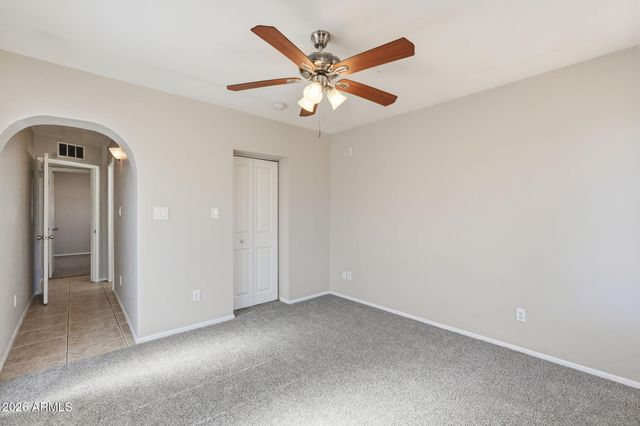 2416 W STELLA Lane, Phoenix, AZ 85015