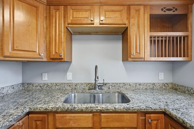 2416 W STELLA Lane, Phoenix, AZ 85015