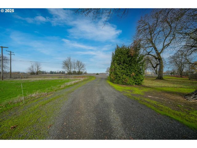 95949 HIGHWAY 99, Harrisburg, OR 97446