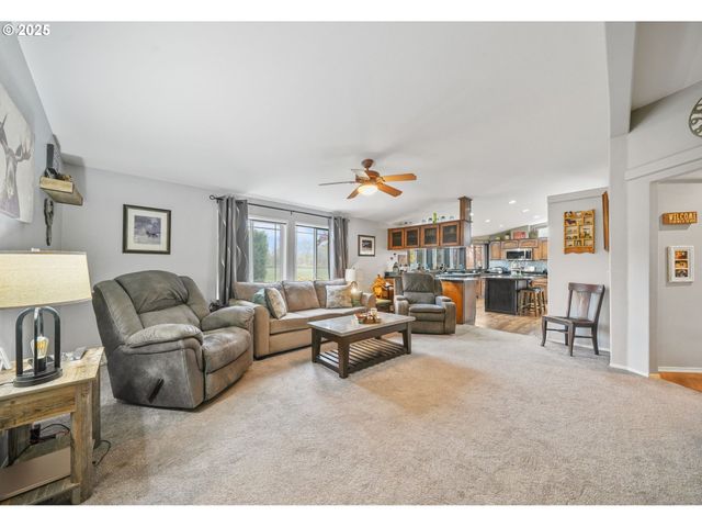 95949 HIGHWAY 99, Harrisburg, OR 97446