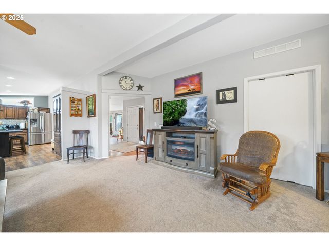 95949 HIGHWAY 99, Harrisburg, OR 97446