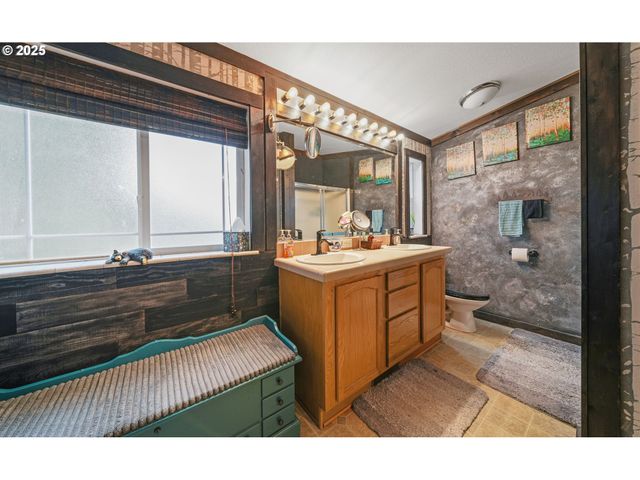 95949 HIGHWAY 99, Harrisburg, OR 97446