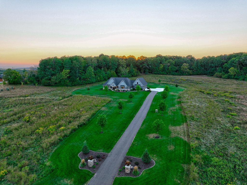 5580 Oakridge Trail S, Afton, MN 55001 — photo 2