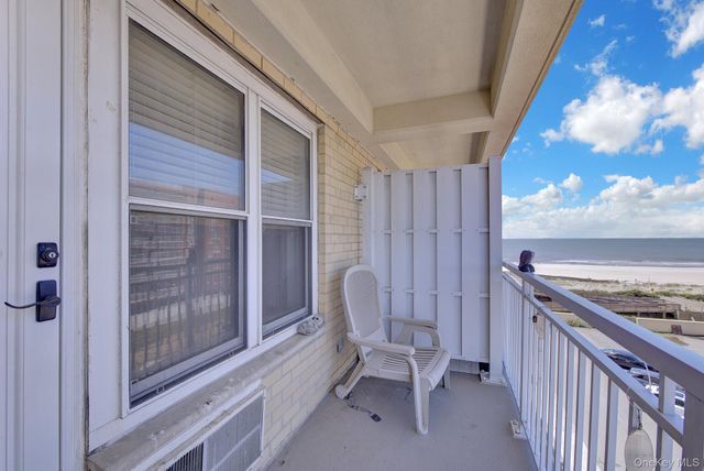 700 Shore Road 5M, Long Beach, NY 11561