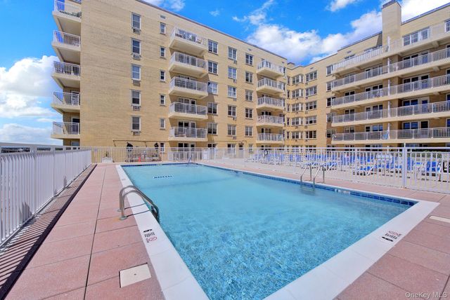 700 Shore Road 5M, Long Beach, NY 11561