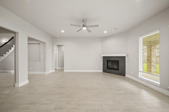 409 Inner Cove Lane, Waller, TX 77484
