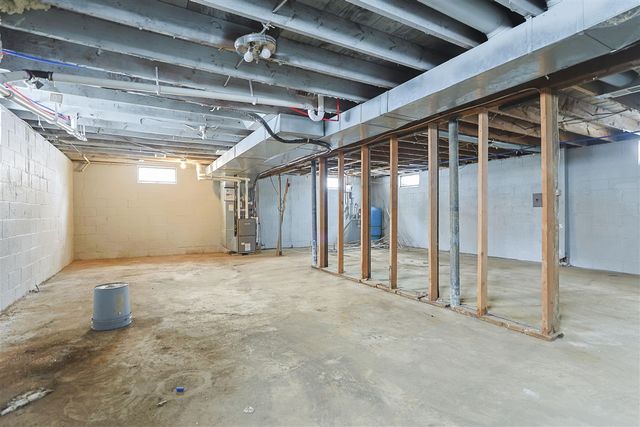 1582 Bakertown Road, Buchanan, MI 49107