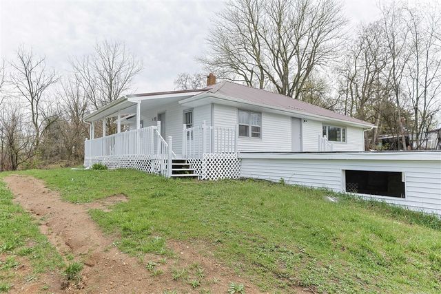 1582 Bakertown Road, Buchanan, MI 49107