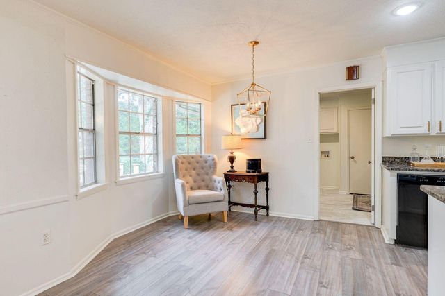 115 Jeff Davis Cir., Hattiesburg, MS 39402