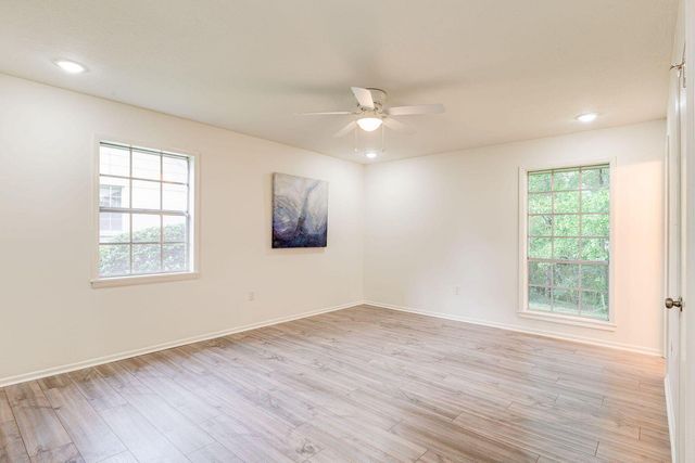 115 Jeff Davis Cir., Hattiesburg, MS 39402