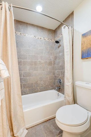 115 Jeff Davis Cir., Hattiesburg, MS 39402