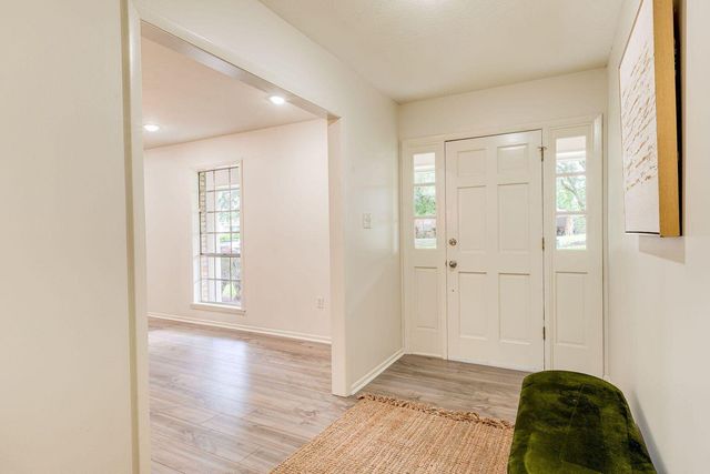 115 Jeff Davis Cir., Hattiesburg, MS 39402