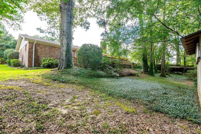 115 Jeff Davis Cir., Hattiesburg, MS 39402