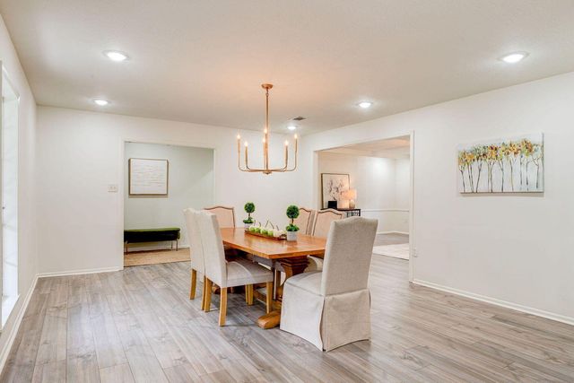 115 Jeff Davis Cir., Hattiesburg, MS 39402