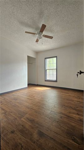 1330 7th St, Corpus Christi, TX 78404