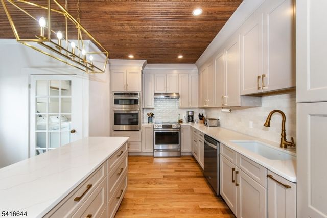 171 Maple Ave, Rahway City, NJ 07065