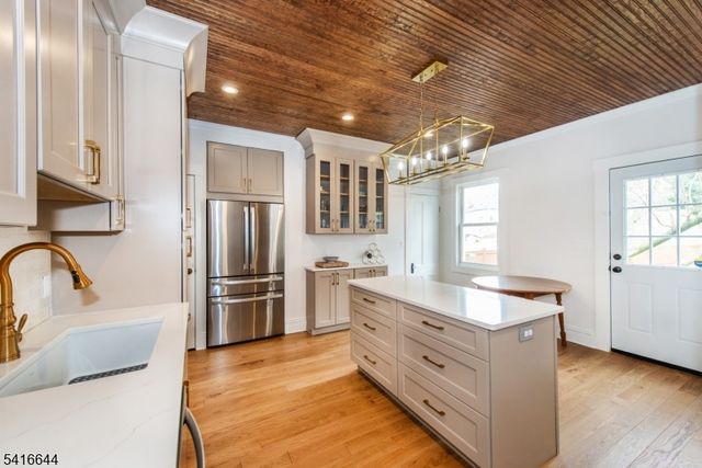 171 Maple Ave, Rahway City, NJ 07065