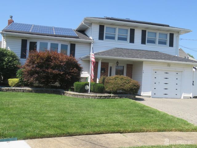 14 Sterling Court, Perth Amboy, NJ 08861