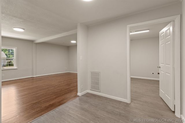 107 W 7TH Street, Owasso, OK 74055
