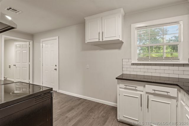 107 W 7TH Street, Owasso, OK 74055