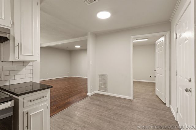 107 W 7TH Street, Owasso, OK 74055