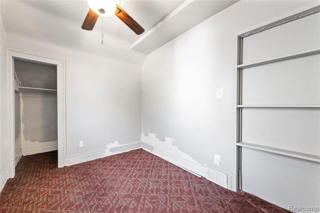 11399 Lumpkin Street, Hamtramck, MI 48212