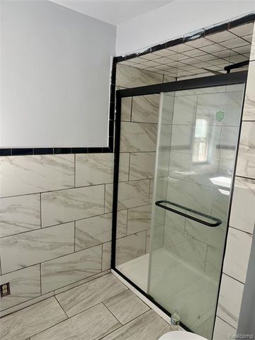 11399 Lumpkin Street, Hamtramck, MI 48212