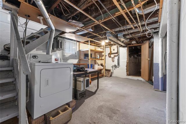 11399 Lumpkin Street, Hamtramck, MI 48212