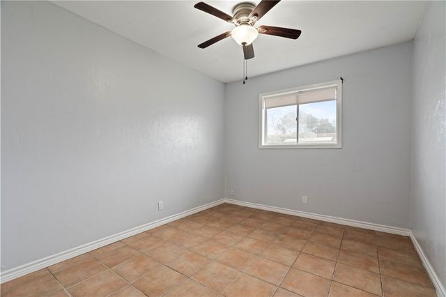 1318 W Cherrystone Dr, Corpus Christi, TX 78412