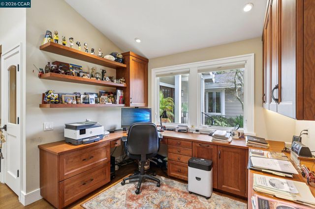 769 Augusta Dr, Moraga, CA 94556