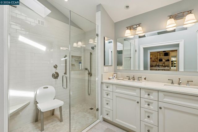 769 Augusta Dr, Moraga, CA 94556