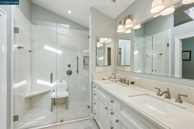 769 Augusta Dr, Moraga, CA 94556