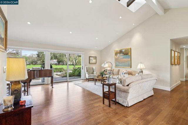 769 Augusta Dr, Moraga, CA 94556