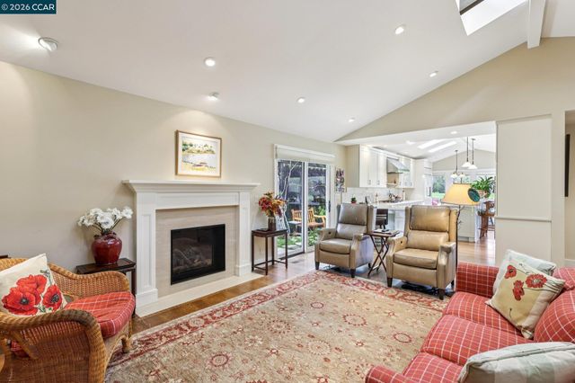 769 Augusta Dr, Moraga, CA 94556